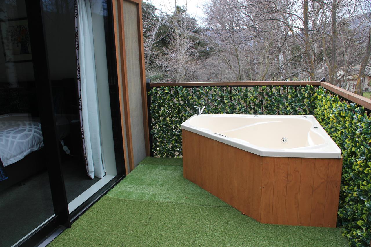 Private Hideaway Villa Wanaka Exterior foto